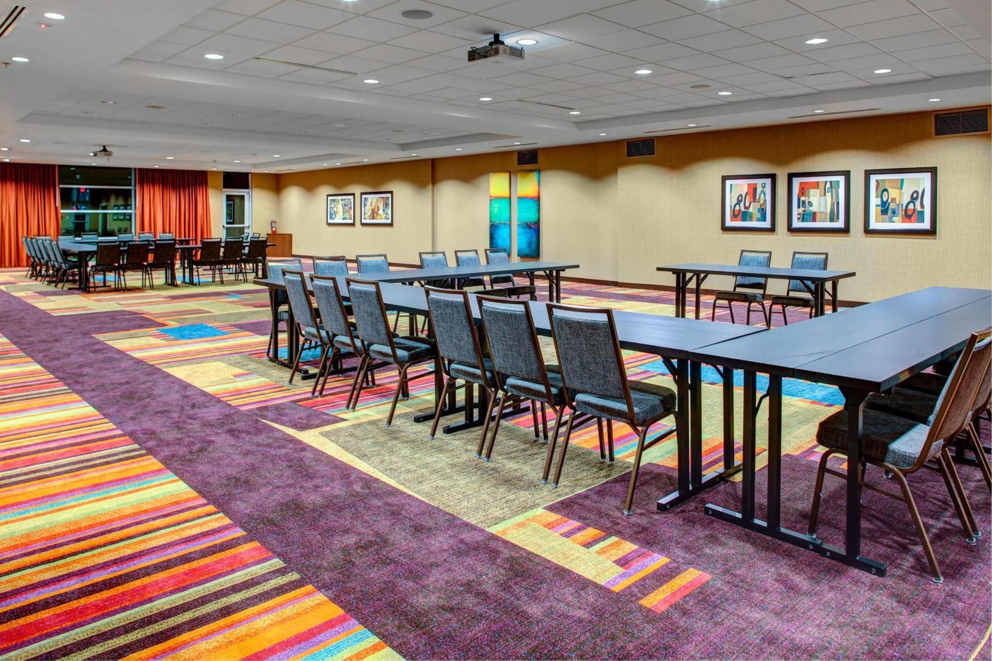 Fairfield Inn & Suites By Marriott Atlanta Stockbridge Exterior photo